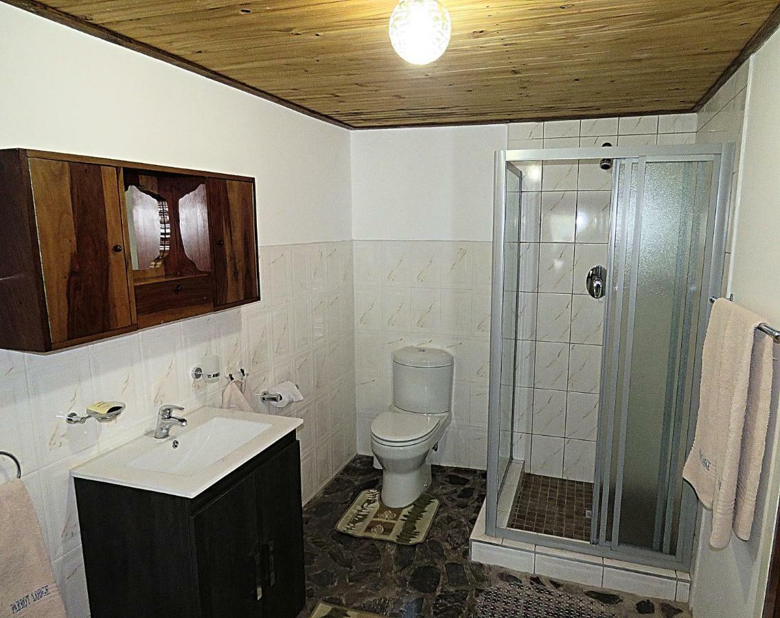Parrot Lodge Bulawayo Extérieur photo